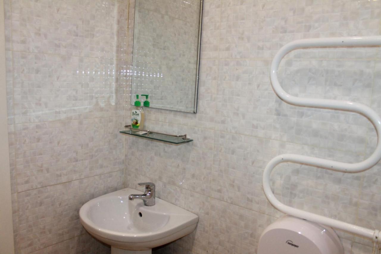 Residence Hotel พาฟโลดาร์ ภายนอก รูปภาพ
